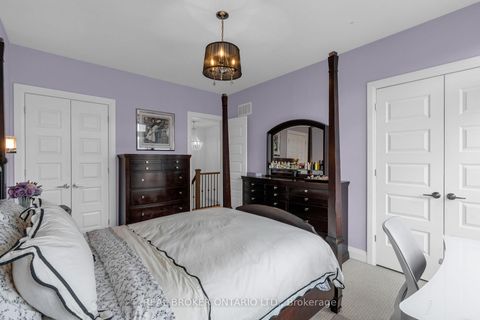 Photo 13 at 43 - 8167 Kipling Avenue, West Woodbridge, Vaughan