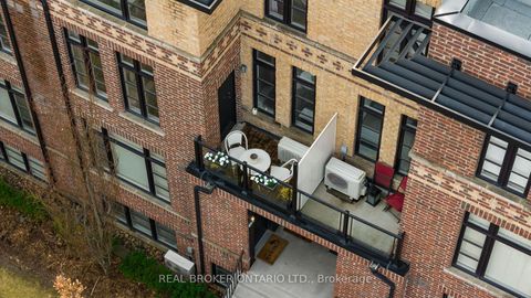 Photo 26 at 43 - 8167 Kipling Avenue, West Woodbridge, Vaughan