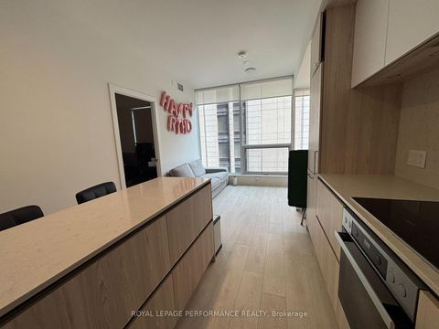 Photo 10 at 1307 - 15 Mercer Street, Waterfront Communities C1, Toronto