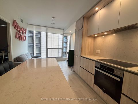 Photo 12 at 1307 - 15 Mercer Street, Waterfront Communities C1, Toronto