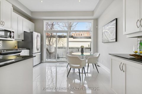 Photo 13 at 488 King Street E, Moss Park, Toronto