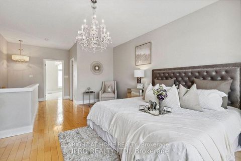 Photo 22 at 488 King Street E, Moss Park, Toronto