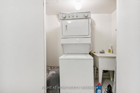 Photo 35 at 488 King Street E, Moss Park, Toronto