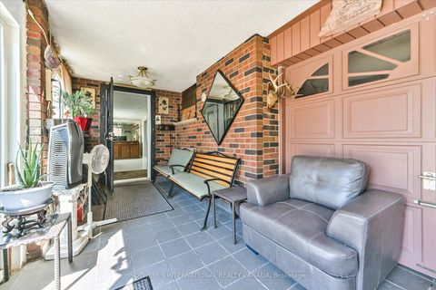 Photo 3 at 502 Queens Drive, Maple Leaf, Toronto