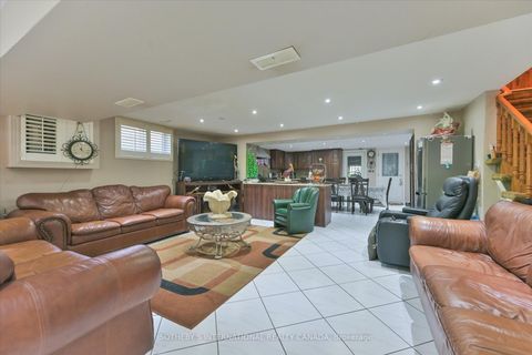 Photo 7 at 502 Queens Drive, Maple Leaf, Toronto