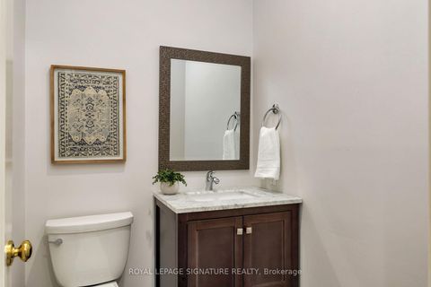 Photo 16 at 31 Lawrie Road, Beverley Glen, Vaughan