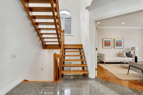 Photo 21 at 31 Lawrie Road, Beverley Glen, Vaughan