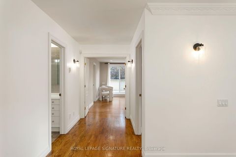 Photo 22 at 31 Lawrie Road, Beverley Glen, Vaughan