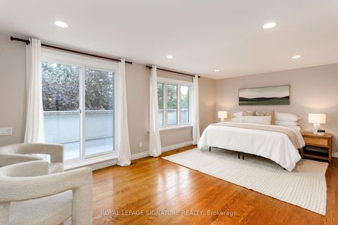 Photo 23 at 31 Lawrie Road, Beverley Glen, Vaughan