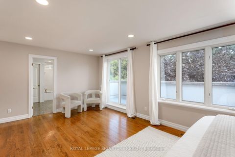 Photo 24 at 31 Lawrie Road, Beverley Glen, Vaughan