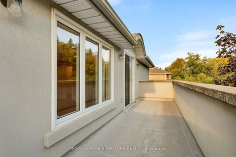 Photo 25 at 31 Lawrie Road, Beverley Glen, Vaughan