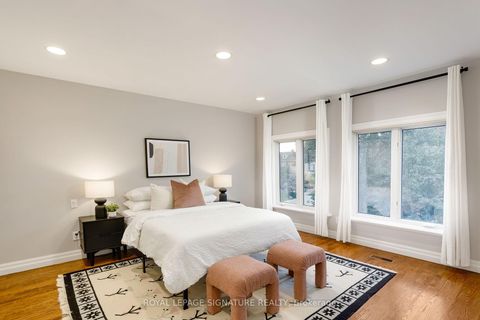 Photo 33 at 31 Lawrie Road, Beverley Glen, Vaughan