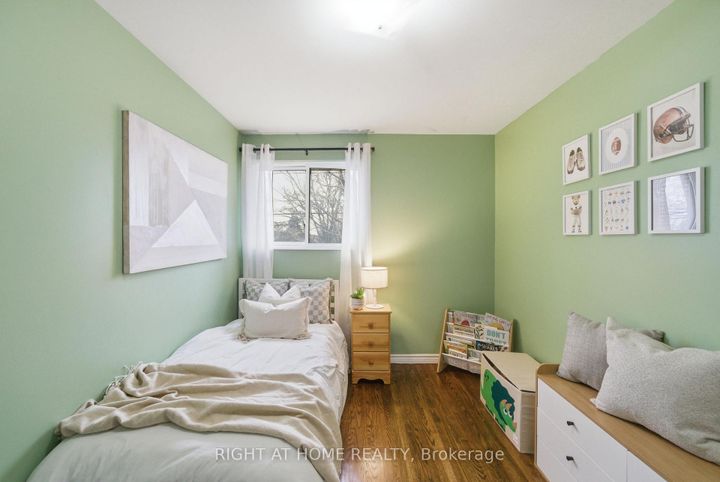 Photo 10 at 826 West Shore Boulevard, West Shore, Pickering