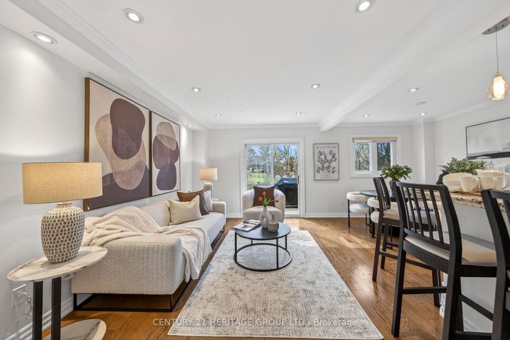 Photo 10 at 64 Coventry Court, Crosby, Richmond Hill