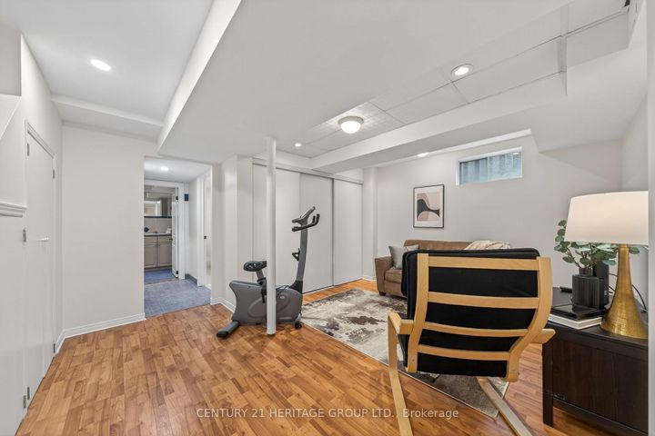 Photo 20 at 64 Coventry Court, Crosby, Richmond Hill