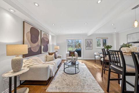 Photo 10 at 64 Coventry Court, Crosby, Richmond Hill