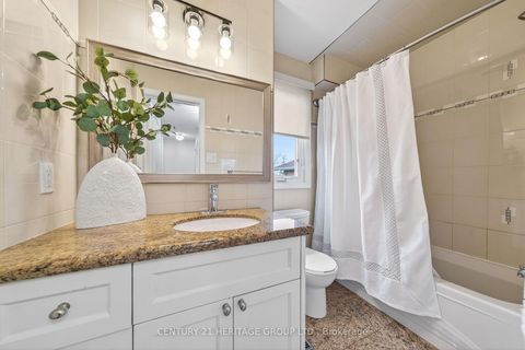 Photo 17 at 64 Coventry Court, Crosby, Richmond Hill