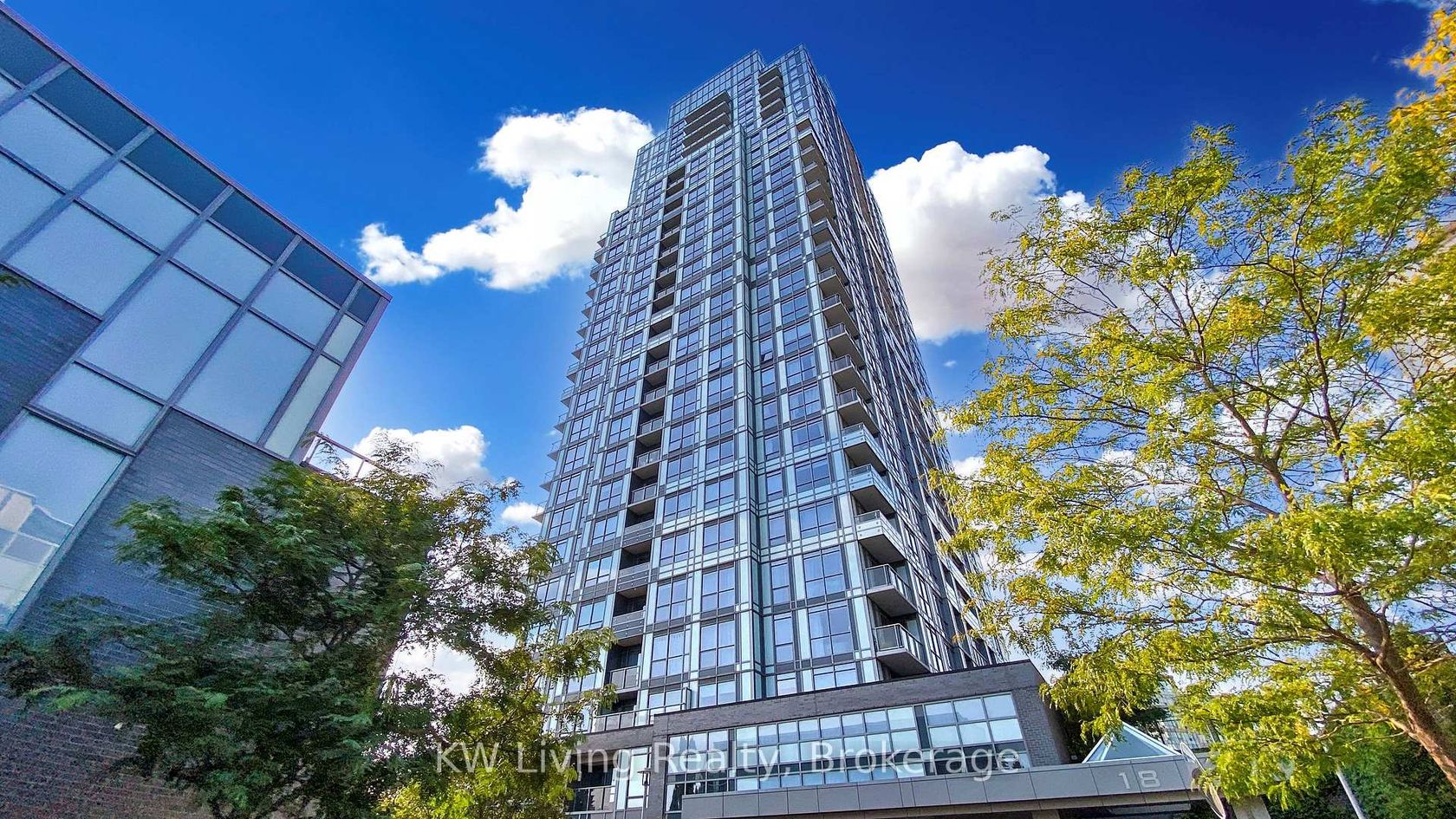 1109 - 18 Graydon Hall Drive, Donalda, Toronto photo number 2