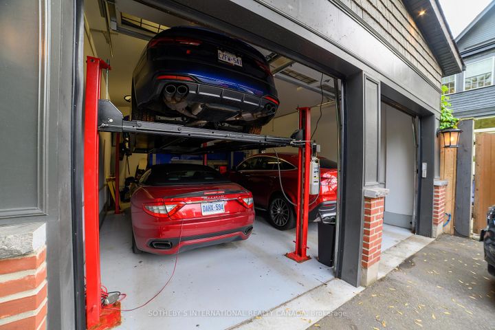 Photo 34 at 43 Maple Avenue, Moore Park, Toronto