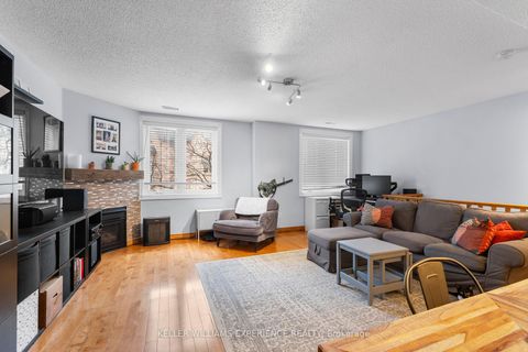 Photo 3 at 406 - 75 Weldrick Road E, Observatory, Richmond Hill