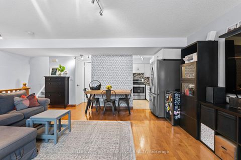 Photo 4 at 406 - 75 Weldrick Road E, Observatory, Richmond Hill