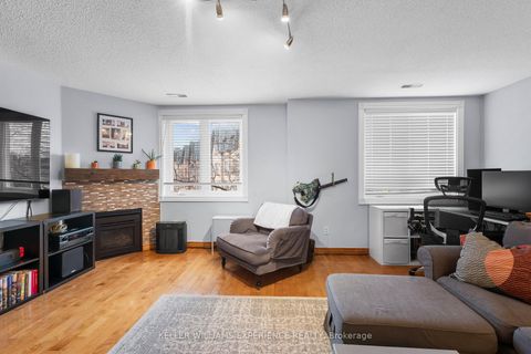 Photo 5 at 406 - 75 Weldrick Road E, Observatory, Richmond Hill