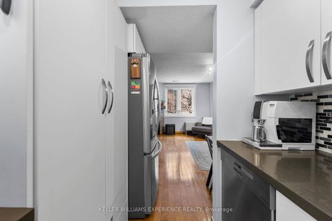 Photo 10 at 406 - 75 Weldrick Road E, Observatory, Richmond Hill