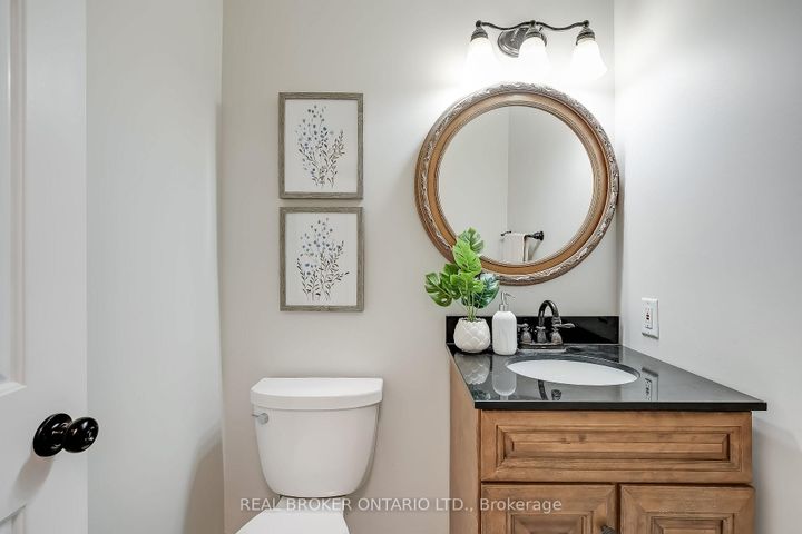 Photo 14 at 2152 Heidi Avenue, Headon, Burlington