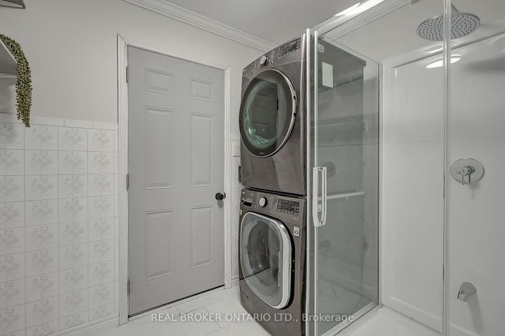 Photo 15 at 2152 Heidi Avenue, Headon, Burlington