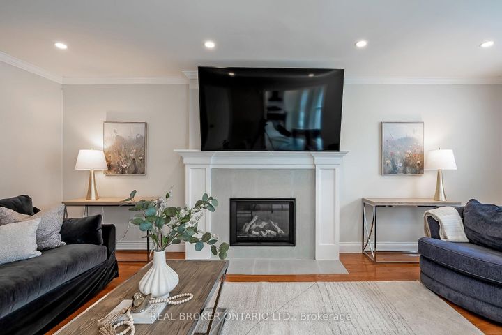 Photo 17 at 2152 Heidi Avenue, Headon, Burlington