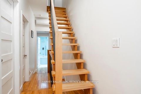 Photo 24 at 178 Manning Avenue, Bellwoods, Toronto