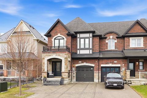 Photo 2 at 1111 Stantin Street, Lefroy, Innisfil