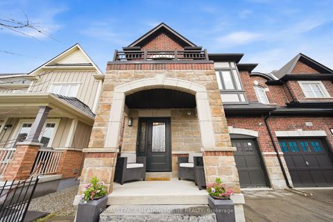 Photo 5 at 1111 Stantin Street, Lefroy, Innisfil