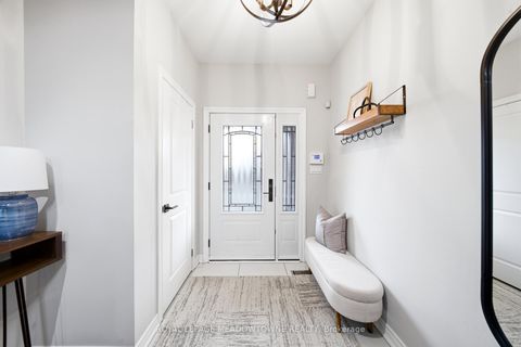 Photo 7 at 1111 Stantin Street, Lefroy, Innisfil