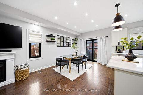 Photo 21 at 1111 Stantin Street, Lefroy, Innisfil