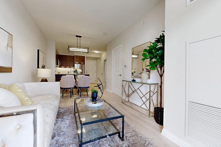 Photo 10 at 615 - 35 Watergarden Dr. Drive, Hurontario, Mississauga