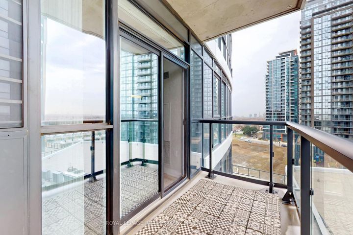 Photo 30 at 615 - 35 Watergarden Dr. Drive, Hurontario, Mississauga