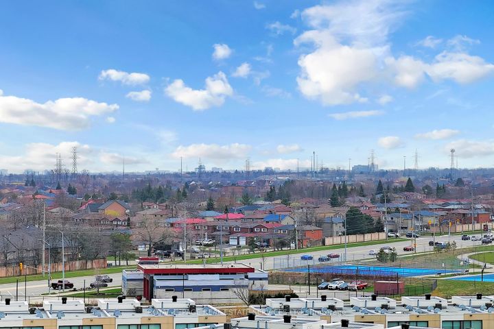 Photo 32 at 615 - 35 Watergarden Dr. Drive, Hurontario, Mississauga