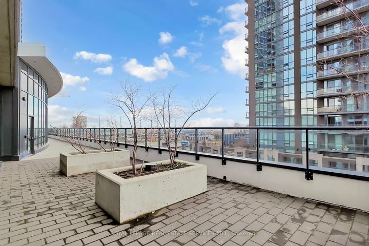 Photo 44 at 615 - 35 Watergarden Dr. Drive, Hurontario, Mississauga