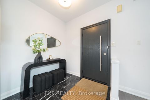 Photo 4 at 86 Bassett Avenue, Langstaff, Richmond Hill