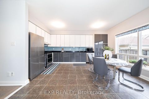 Photo 12 at 86 Bassett Avenue, Langstaff, Richmond Hill