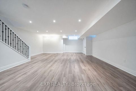 Photo 35 at 86 Bassett Avenue, Langstaff, Richmond Hill