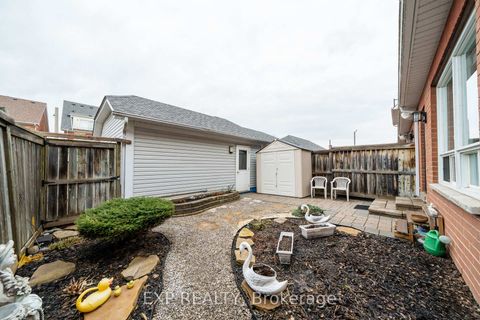 Photo 38 at 86 Bassett Avenue, Langstaff, Richmond Hill