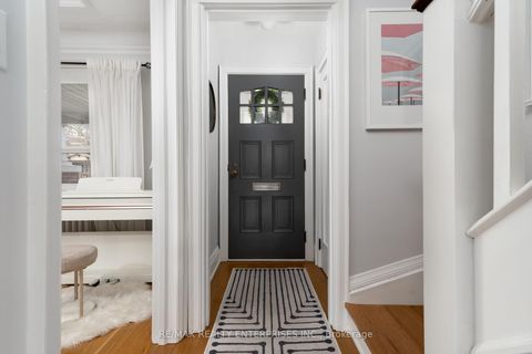 Photo 3 at 14 Third Street, New Toronto, Toronto