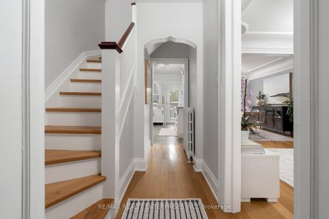 Photo 4 at 14 Third Street, New Toronto, Toronto