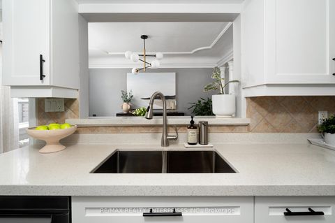 Photo 19 at 14 Third Street, New Toronto, Toronto