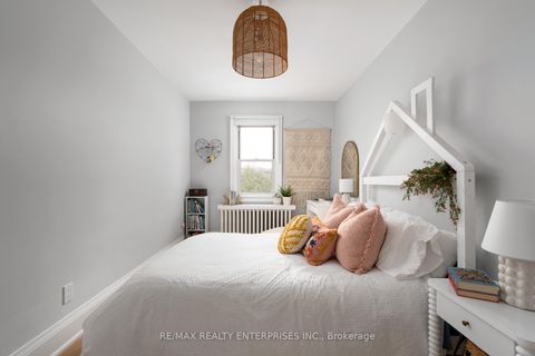 Photo 25 at 14 Third Street, New Toronto, Toronto