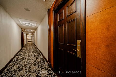 Photo 4 at 527 - 138 Bonis Avenue, Sullivan, Toronto