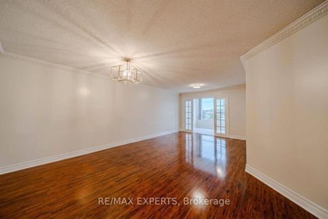 Photo 10 at 527 - 138 Bonis Avenue, Sullivan, Toronto