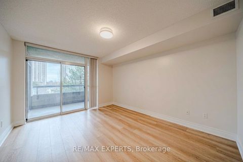 Photo 19 at 527 - 138 Bonis Avenue, Sullivan, Toronto